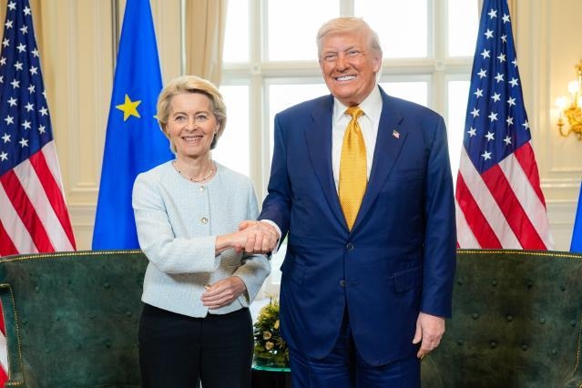 tarife-vamale-de-15%-la-produsele-europene,-pe-piata-sua.-romania-a-fost-pe-plus-in-comertul-cu-americanii