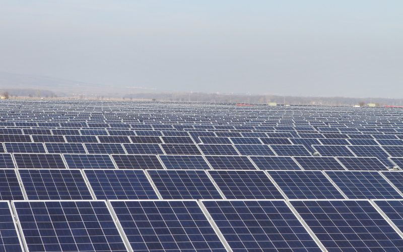 un-fond-de-investitii-din-lituania-ia-inca-un-imprumut-de-29,3-milioane-eur-pentru-construirea-de-parcuri-solare-in-romania