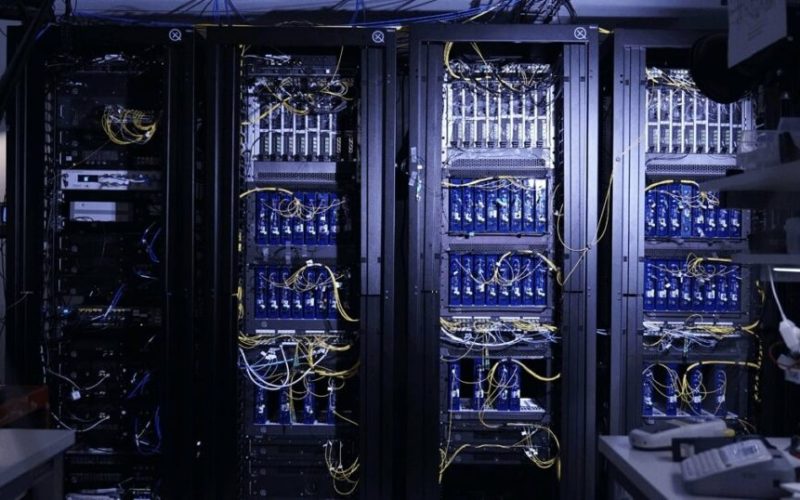 britanicii-instaleaza-primul-computer-cuantic-din-new-york