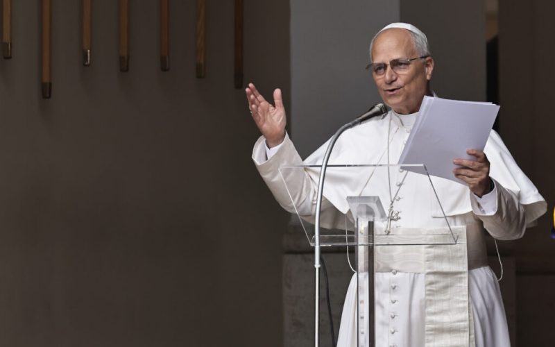 papa-leon-al-xiv-lea-respinge-propunerea-de-a-fi-creata-o-versiune-ai-a-sa:-„nu-voi-autoriza-asta”