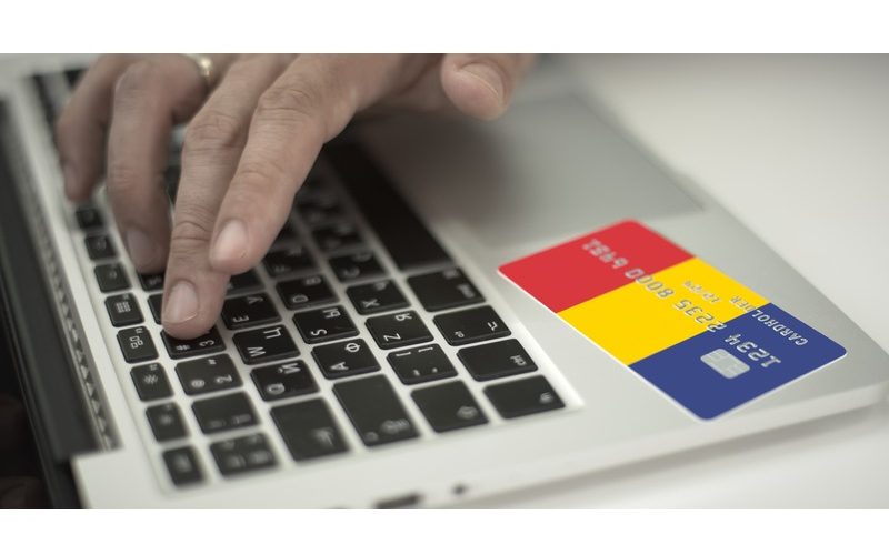 clientii-unei-firme-romanesti-de-comert-online-s-au-trezit-cu-bani-lipsa-de-pe-carduri-amenda-gdpr-de-20.000-eur-pentru-magazinul-atacat-cibernetic