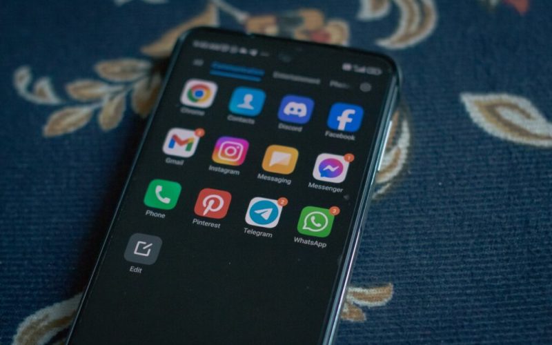 virusul-„invizibil”-care-a-ajuns-in-peste-56000-de-conturi-whatsapp.-cum-iti-poate-fi-accesat-profilul-fara-sa-stii