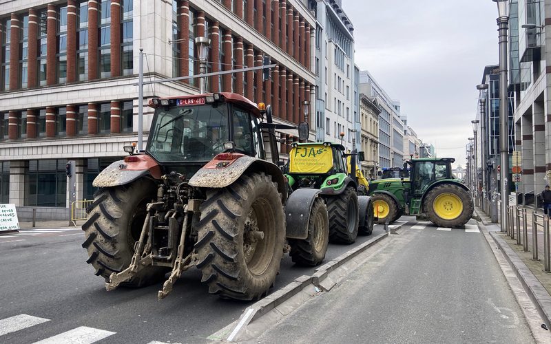 acordul-ue-mercosur:-fermierii-romani-vor-trebui-sa-accepte-preturi-mai-mici-pentru-a-ramane-competitivi/-ramane-o-optiune-strategica-incontestabila-pentru-ue-si-pentru-noi-(analiza-inter-bio)