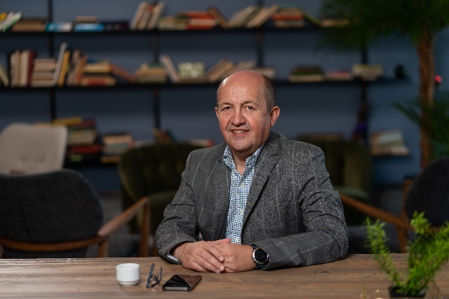 grupul-agroland,-controlat-de-horia-cardos,-a-cumparat-o-ferma-avicola-din-judetul-buzau